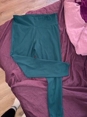 GapFit Emerald Green Leggings